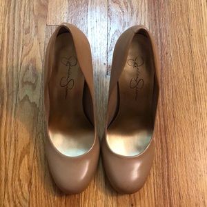 Jessica Simpson nude heals